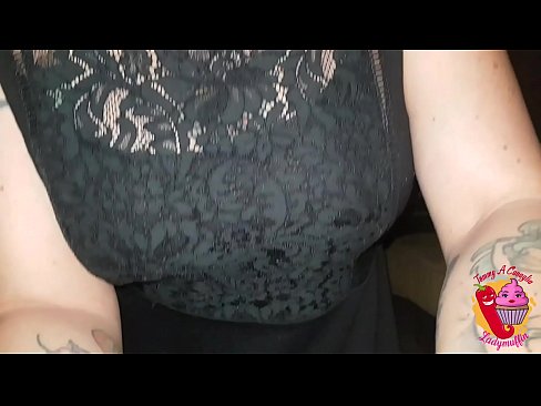 ❤️ Slutty stepister a 'toirt dha blowjob agus Spàinntis Pornografach  leinn