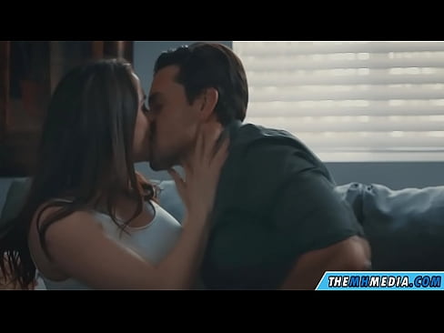 ❤️ Gnè romansach le mama busty math Pornografach  leinn